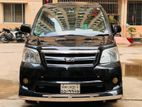 Toyota Noah X Octane Drive 2005