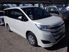 Toyota Noah X OIL ENGINE 2019