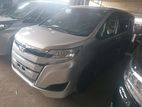 Toyota Noah X-PACKAGE KEY START 2021