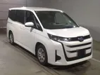 Toyota Noah X PKG 2 DOOR POWER 2022