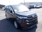 Toyota Noah X PKG 4.0 BLACK 2022