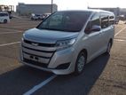 Toyota Noah X-PKG NON HYBRID 2019