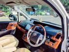 Toyota Noah X Smart 2011