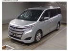 Toyota Noah X Silver 4/83000 km 2021