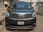 Toyota Noah X Smart 2 Door power 2012