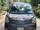 Toyota Noah X smart 2 door power 2012