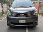 Toyota Noah X Smart 2 Door power 2013