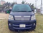 Toyota Noah X Smart 2003