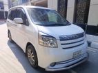 Toyota Noah X-SMART. 2009