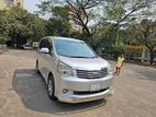 Toyota Noah X Smart 2012