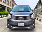 Toyota Noah X Smart 2012