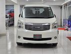 Toyota Noah X Smart 2012