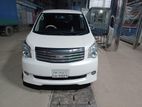 Toyota Noah X SMART 2013