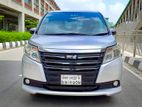 Toyota Noah X Smart 2014