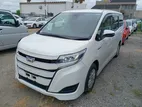 Toyota Noah X smart HV 2020