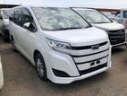 Toyota Noah X SMART HV PUSH 2021