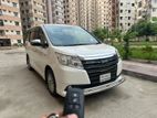 Toyota Noah X SMART PUSH 2015