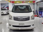 Toyota Noah X-Smart-(Push Start) 2010