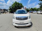 Toyota Noah X-Smart with Push 2011