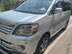 Toyota Noah X.Family 2002