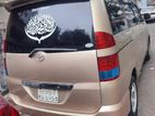 Toyota Noah X.Family.Used.Gold 2004