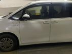 Toyota Noah XNOAH 2014 HYBRID