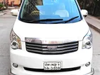 Toyota Noah X,SMART 2011