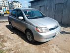 Toyota Platz 2000