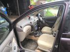 Toyota Platz . 2004