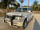 Toyota Prado White pearl 2004