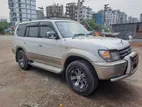 Toyota Prado WHITE PEARL COLOR 2000
