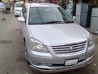 Toyota Premio . 2002