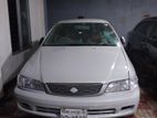 Toyota Premio . 2001