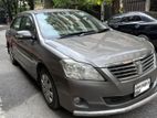 Toyota Premio . 2010