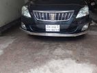Toyota Premio . 2011
