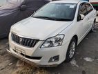 Toyota Premio . 2015