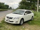 Toyota Premio . 2014