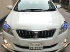 Toyota Premio . 2010