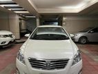 Toyota Premio . 2013
