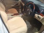 Toyota Premio . 2013
