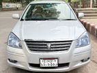 Toyota Premio silver 2005