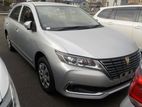 Toyota Premio silver / 2019