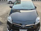 Toyota Prius . 2014