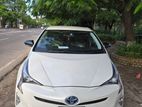Toyota Prius . 2017