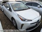 Toyota Prius 2020 pearl s safety