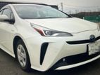Toyota Prius A Premium Touring 2019