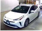 Toyota Prius A TOURING PEARL 2021