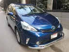 Toyota Prius ALPHA 2014