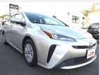 Toyota Prius E HYBRID SILVER--4.5 2019