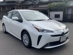 Toyota Prius HYBRID S 2019